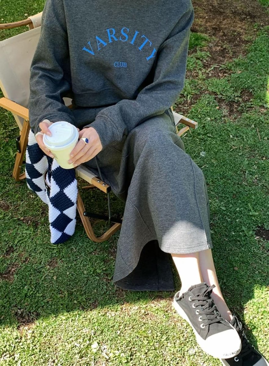 ラウンドロゴスカートスウェットセットアップ 2色展開 - select store mirror meラウンドロゴスカートスウェットセットアップ 2色展開191030521mirror meselect store mirror me191030521グレーS