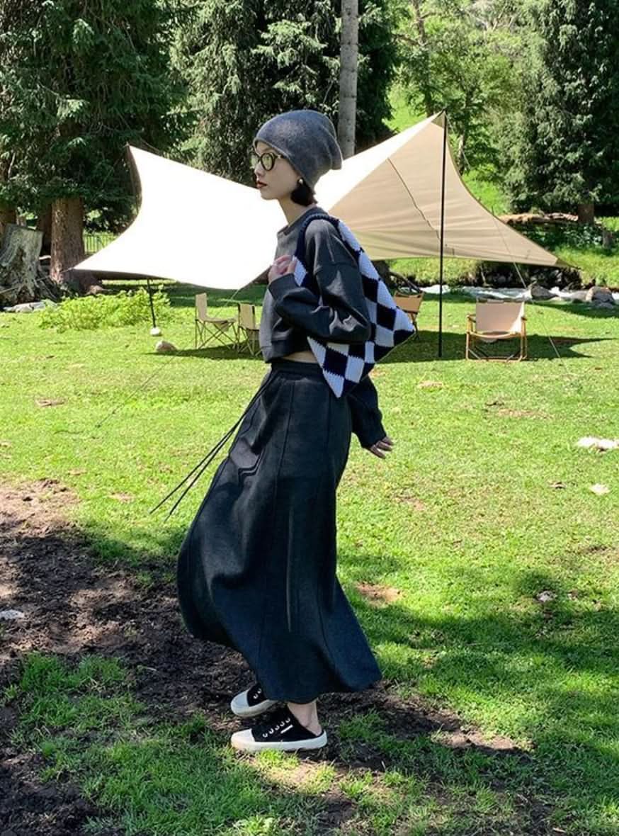 ラウンドロゴスカートスウェットセットアップ 2色展開 - select store mirror meラウンドロゴスカートスウェットセットアップ 2色展開191030521mirror meselect store mirror me191030521グレーS