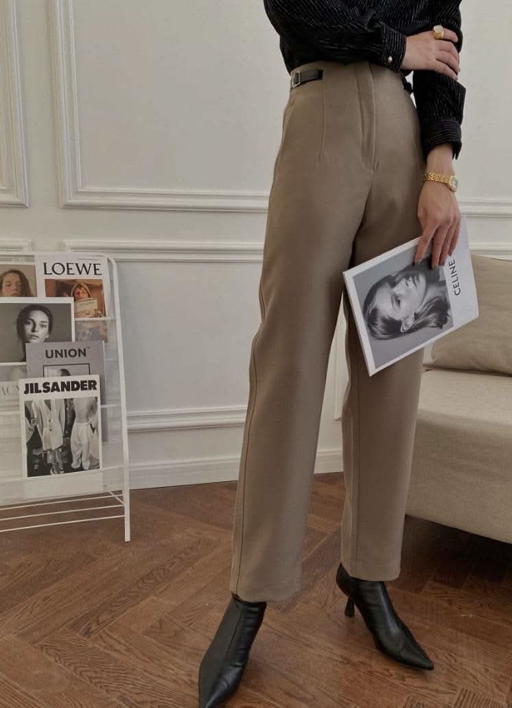 【動画あり】ウエストベルトスラックスシンプルパンツ 2色展開 - select store mirror me【動画あり】ウエストベルトスラックスシンプルパンツ 2色展開197257722mirror meselect store mirror me197257722ライトブラウンS