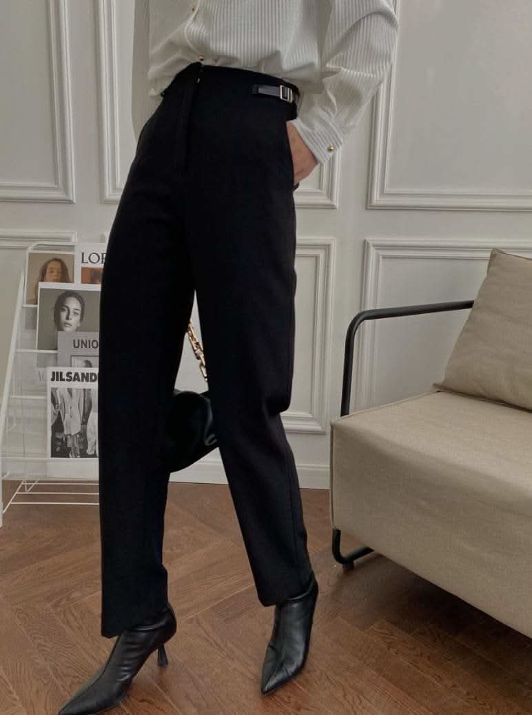 【動画あり】ウエストベルトスラックスシンプルパンツ 2色展開 - select store mirror me【動画あり】ウエストベルトスラックスシンプルパンツ 2色展開197257722mirror meselect store mirror me197257722ライトブラウンS