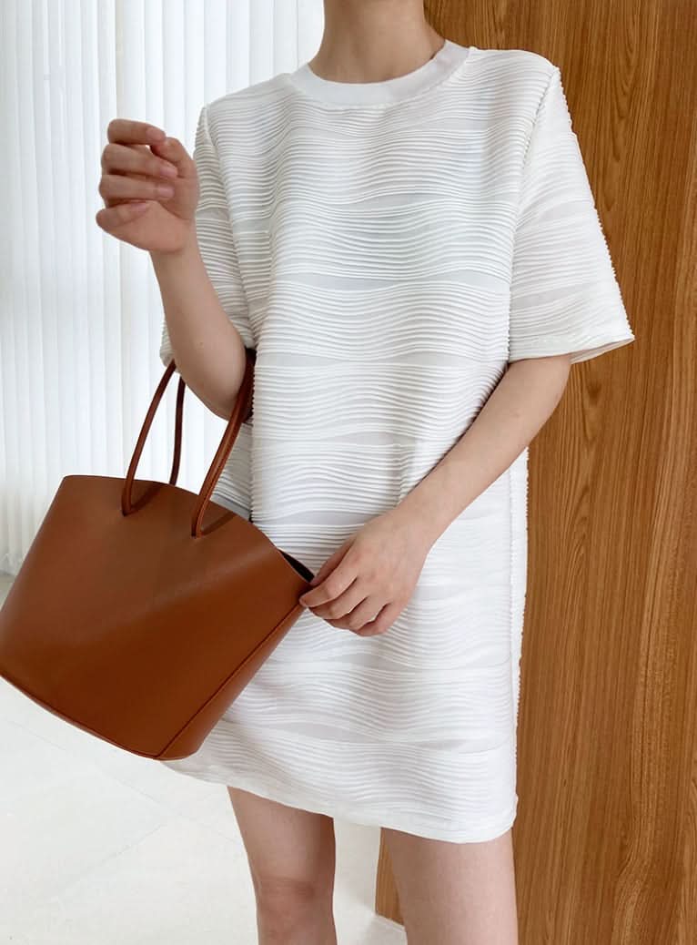 ウェーブデコデザインミニワンピース 2色展開 - select store mirror meウェーブデコデザインミニワンピース 2色展開198666373mirror meselect store mirror me198666373ホワイトS