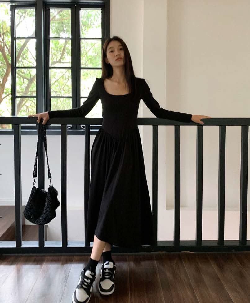 【動画あり】スクエア切り替えフレアワンピース 2色展開 - select store mirror me【動画あり】スクエア切り替えフレアワンピース 2色展開200086831mirror meselect store mirror me200086831ピンクベージュS