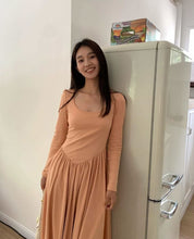 【動画あり】スクエア切り替えフレアワンピース 2色展開 - select store mirror me【動画あり】スクエア切り替えフレアワンピース 2色展開200086831mirror meselect store mirror me200086831ピンクベージュS