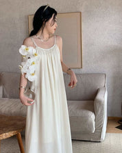 【動画あり】フリンジビジューリラックスマキシワンピース 2色展開 - select store mirror me【動画あり】フリンジビジューリラックスマキシワンピース 2色展開202417458mirror meselect store mirror me202417458ホワイトS