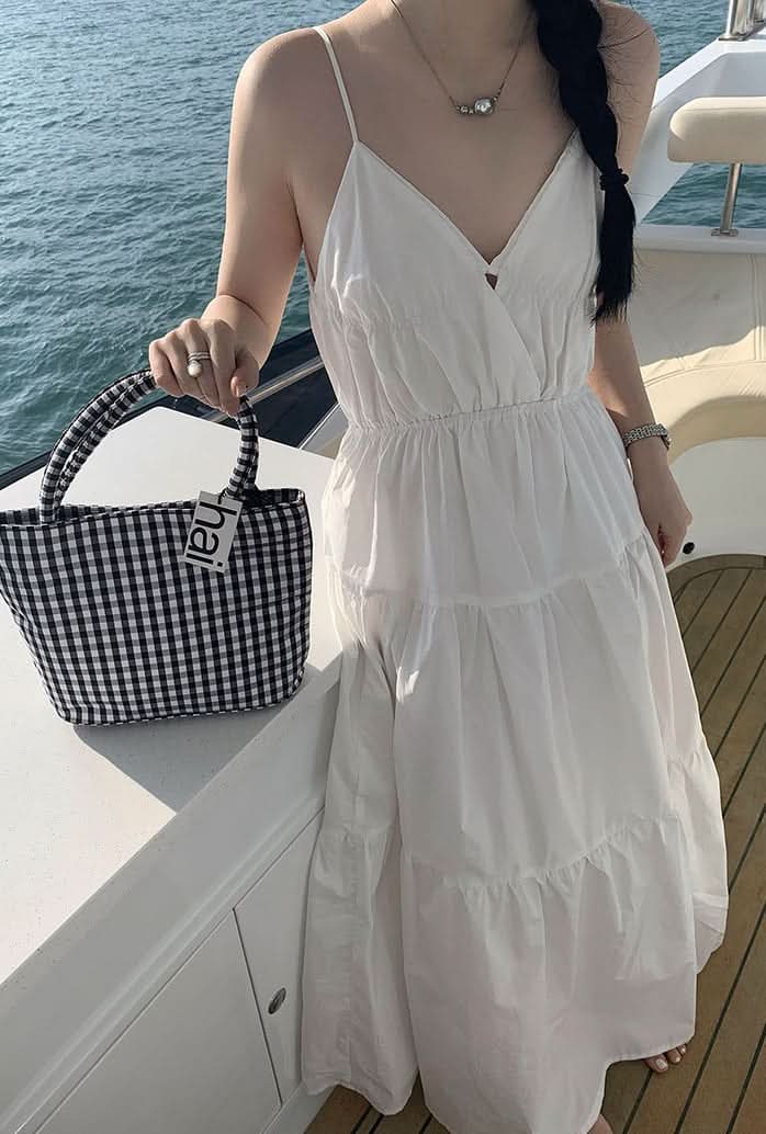 【動画あり】カシュクールデザインマキシワンピース 2色展開 - select store mirror me【動画あり】カシュクールデザインマキシワンピース 2色展開204386817mirror meselect store mirror me204386817ホワイトS