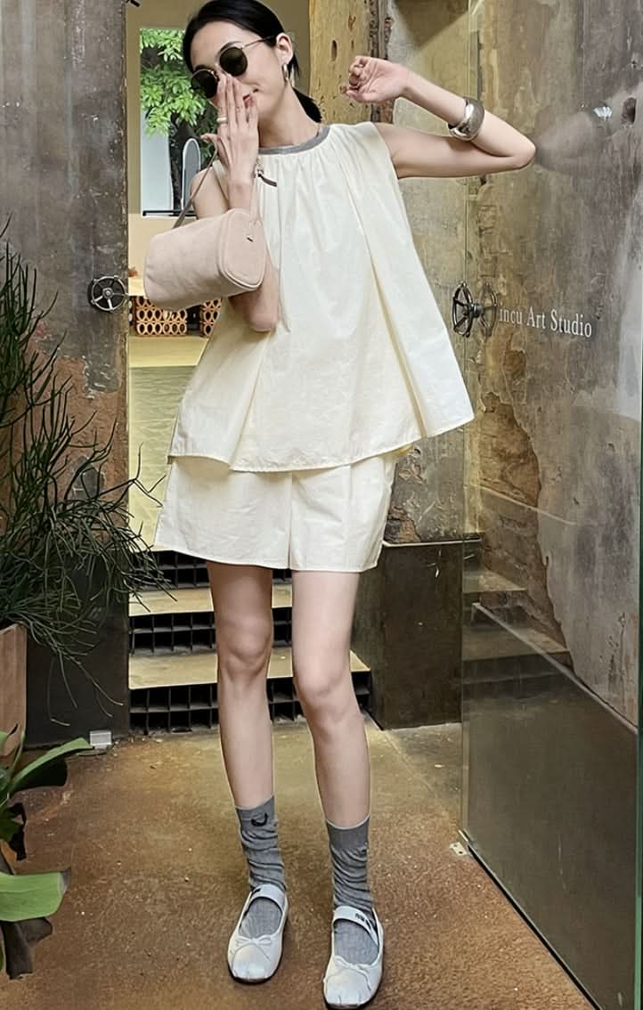 【動画あり】ラメノースリーブパンツセットアップ 2色展開 - select store mirror me【動画あり】ラメノースリーブパンツセットアップ 2色展開204749857mirror meselect store mirror me204749857ホワイトS