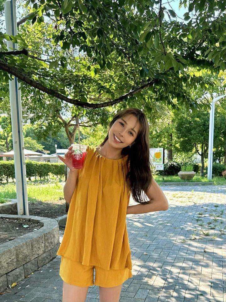 <インスタグラマー様ご愛用>タンクフロントプリーツパンツセットアップ 2色展開 - select store mirror me<インスタグラマー様ご愛用>タンクフロントプリーツパンツセットアップ 2色展開206846798mirror meselect store mirror me206846798オレンジS