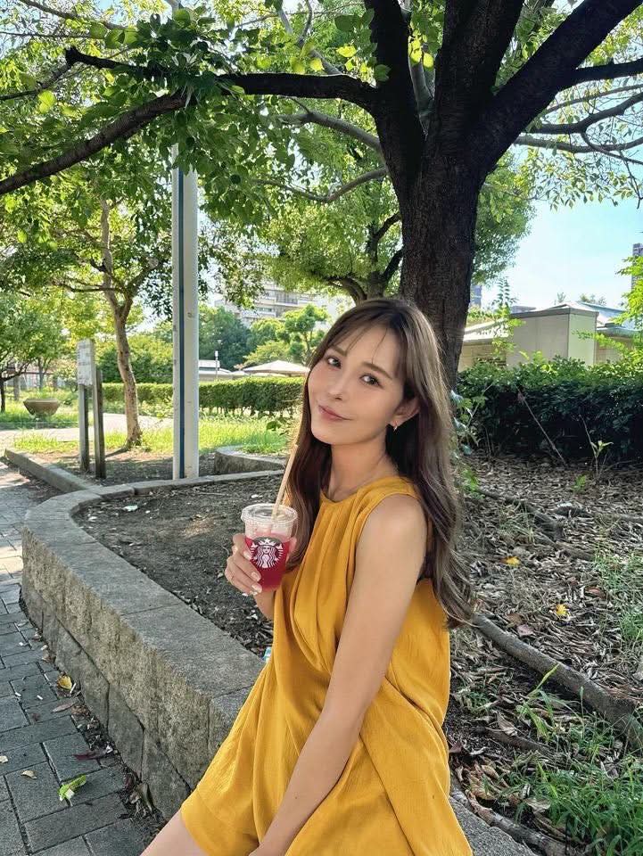 <インスタグラマー様ご愛用>タンクフロントプリーツパンツセットアップ 2色展開 - select store mirror me<インスタグラマー様ご愛用>タンクフロントプリーツパンツセットアップ 2色展開206846798mirror meselect store mirror me206846798オレンジS