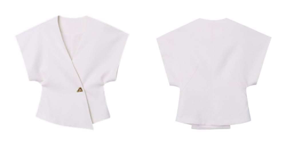 <インスタグラマー様ご愛用>動画あり】トライアングルポイントデザイントップス 2色展開 - select store mirror me<インスタグラマー様ご愛用>動画あり】トライアングルポイントデザイントップス 2色展開208700264mirror meselect store mirror me208700264ホワイトS