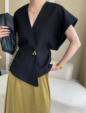 <インスタグラマー様ご愛用>動画あり】トライアングルポイントデザイントップス 2色展開 - select store mirror me<インスタグラマー様ご愛用>動画あり】トライアングルポイントデザイントップス 2色展開208700264mirror meselect store mirror me208700264ホワイトS