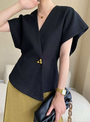 <インスタグラマー様ご愛用>動画あり】トライアングルポイントデザイントップス 2色展開 - select store mirror me<インスタグラマー様ご愛用>動画あり】トライアングルポイントデザイントップス 2色展開208700264mirror meselect store mirror me208700264ホワイトS