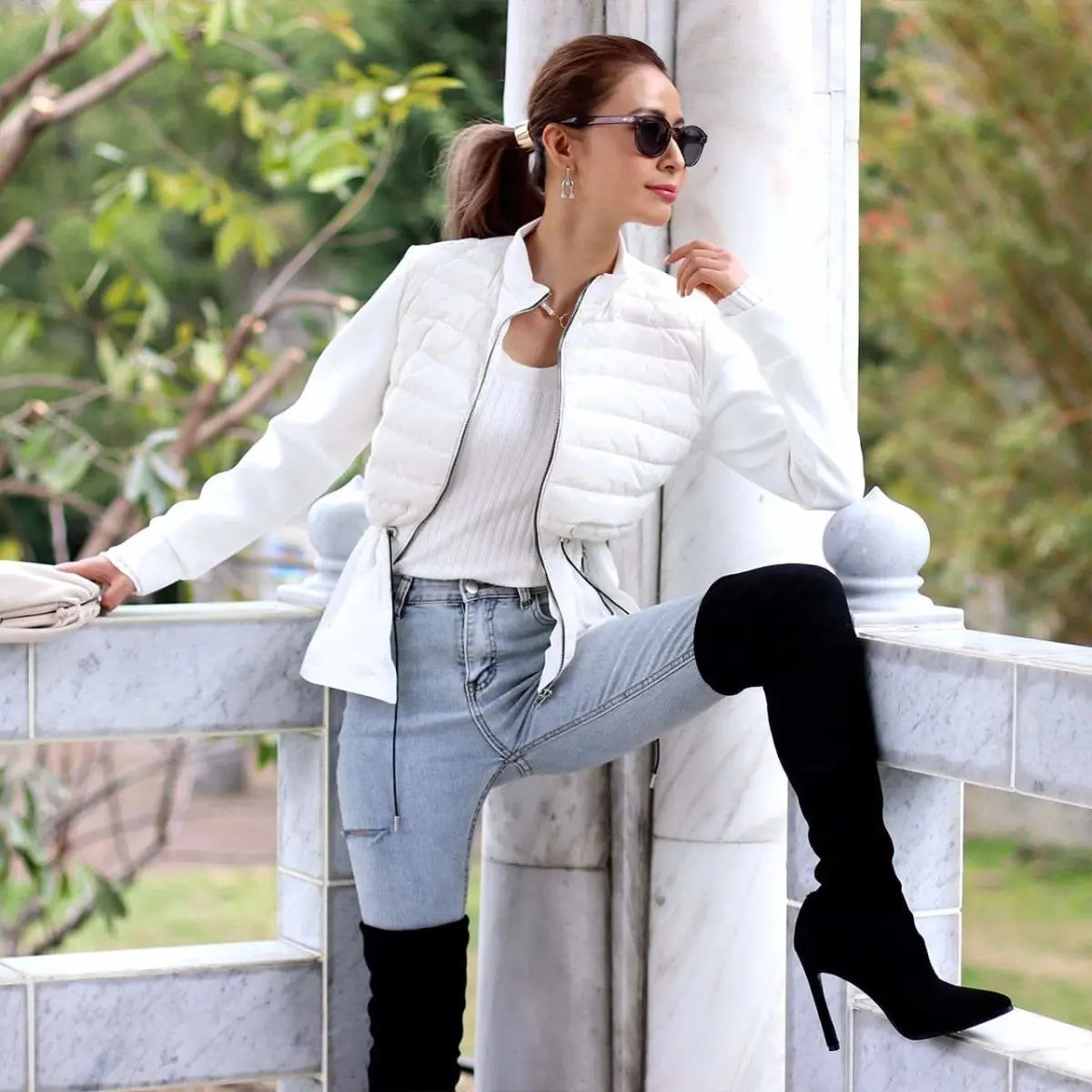 <インスタグラマー様ご愛用><即納在庫あり>待望の再入荷【動画あり】【高品質】ホワイトダックダウンぺプラム切り替えダウンジャケット 2色展開 mirror me