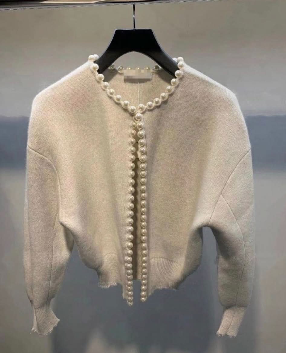 【動画あり】パールデザインニットカーディガン 2色展開 - select store mirror me【動画あり】パールデザインニットカーディガン 2色展開select store mirror meselect store mirror me250387599ホワイトS