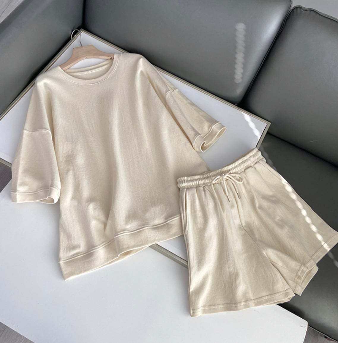 <ベージュ2点即納>ルーズデザインラフシルエットセットアップ 3色展開 - select store mirror me<ベージュ2点即納>ルーズデザインラフシルエットセットアップ 3色展開194553875mirror meselect store mirror me194553875【即納】ベージュ