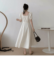 【2025春夏新作】フレンチクラシック・スクエアネックパフスリーブワンピース 2色展開 - select store mirror me【2025春夏新作】フレンチクラシック・スクエアネックパフスリーブワンピース 2色展開select store mirror meselect store mirror meホワイトS