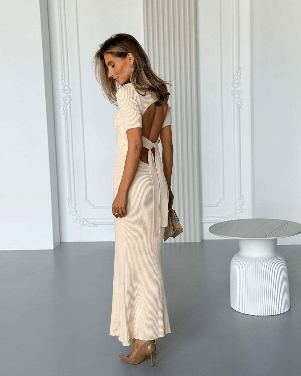 【2025春夏新作】背中開きリボン サマーニットワンピース【4色展開】 - select store mirror me【2025春夏新作】背中開きリボン サマーニットワンピース【4色展開】select store mirror meselect store mirror meアプリコットS