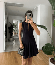 【2025春夏新作】リボンチャームドレス 4色展開 - select store mirror me【2025春夏新作】リボンチャームドレス 4色展開select store mirror meselect store mirror meブラックS