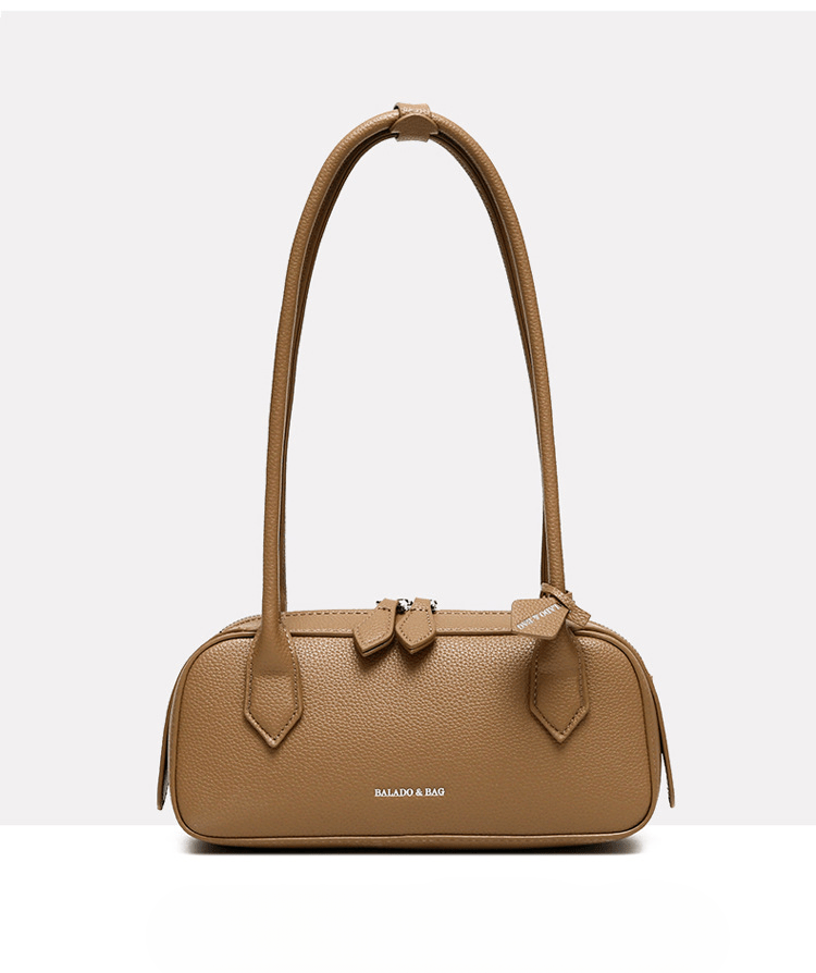 【2025春夏新作】シンプルスムース プレートチャーム付ワイドボストンバッグ【5色展開】 - select store mirror me【2025春夏新作】シンプルスムース プレートチャーム付ワイドボストンバッグ【5色展開】select store mirror meselect store mirror meベージュ