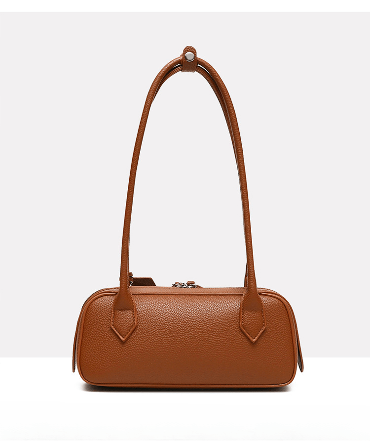 【2025春夏新作】シンプルスムース プレートチャーム付ワイドボストンバッグ【5色展開】 - select store mirror me【2025春夏新作】シンプルスムース プレートチャーム付ワイドボストンバッグ【5色展開】select store mirror meselect store mirror meブラウン