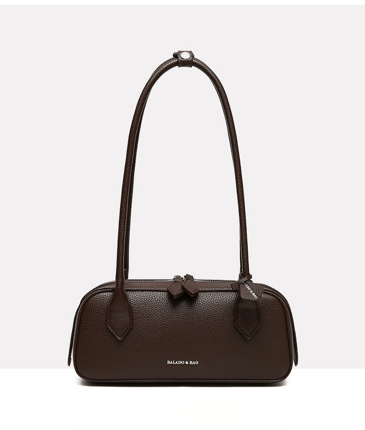 【2025春夏新作】シンプルスムース プレートチャーム付ワイドボストンバッグ【5色展開】 - select store mirror me【2025春夏新作】シンプルスムース プレートチャーム付ワイドボストンバッグ【5色展開】select store mirror meselect store mirror meダークブラウン
