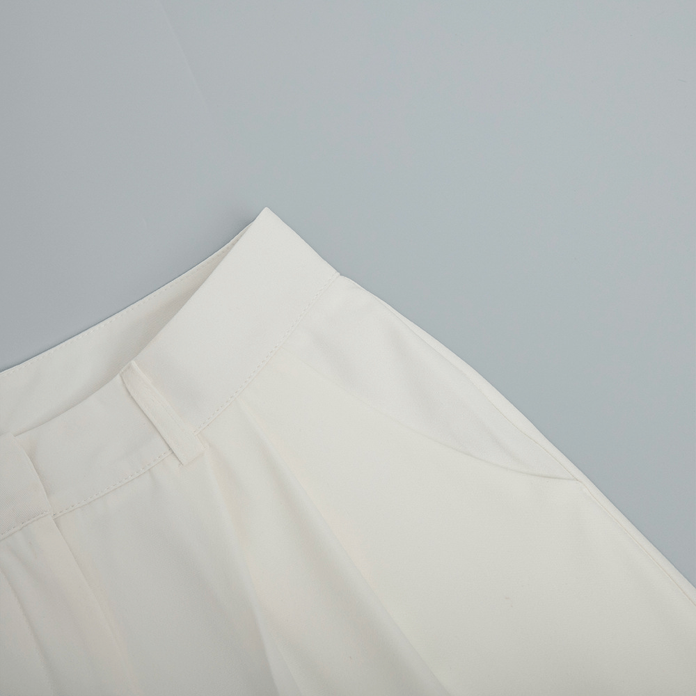 【2025春夏新作】ハイウエストワイドタックパンツ - select store mirror me【2025春夏新作】ハイウエストワイドタックパンツselect store mirror meselect store mirror meホワイトS