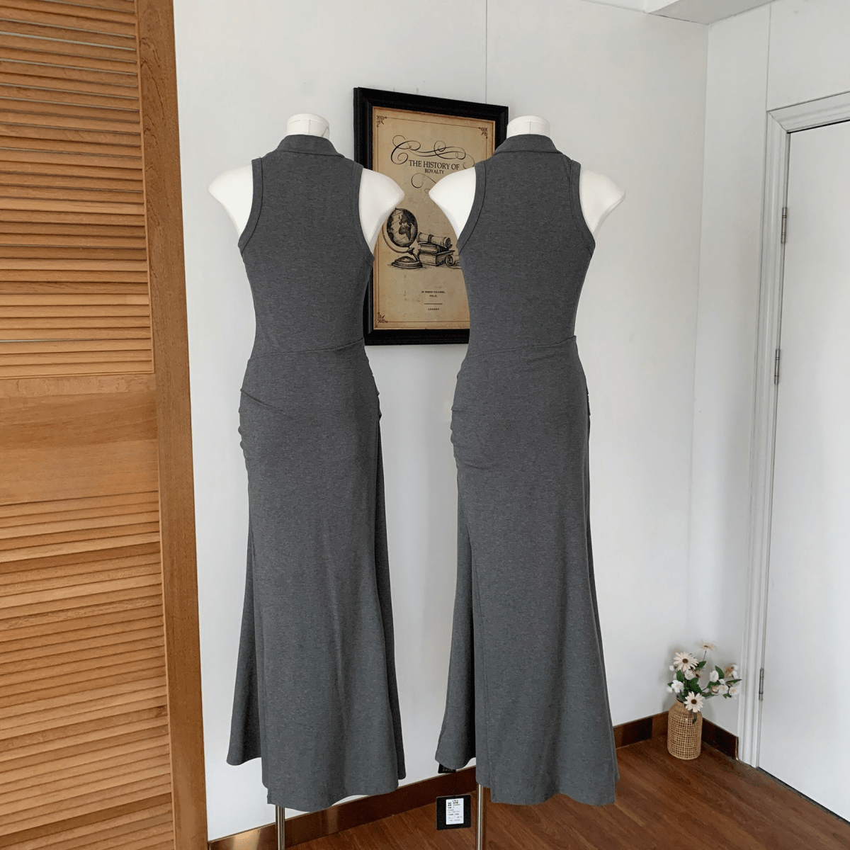 【2025春夏新作】ハイネックウエストノットワンピース - select store mirror me【2025春夏新作】ハイネックウエストノットワンピースselect store mirror meselect store mirror meダークグレーS