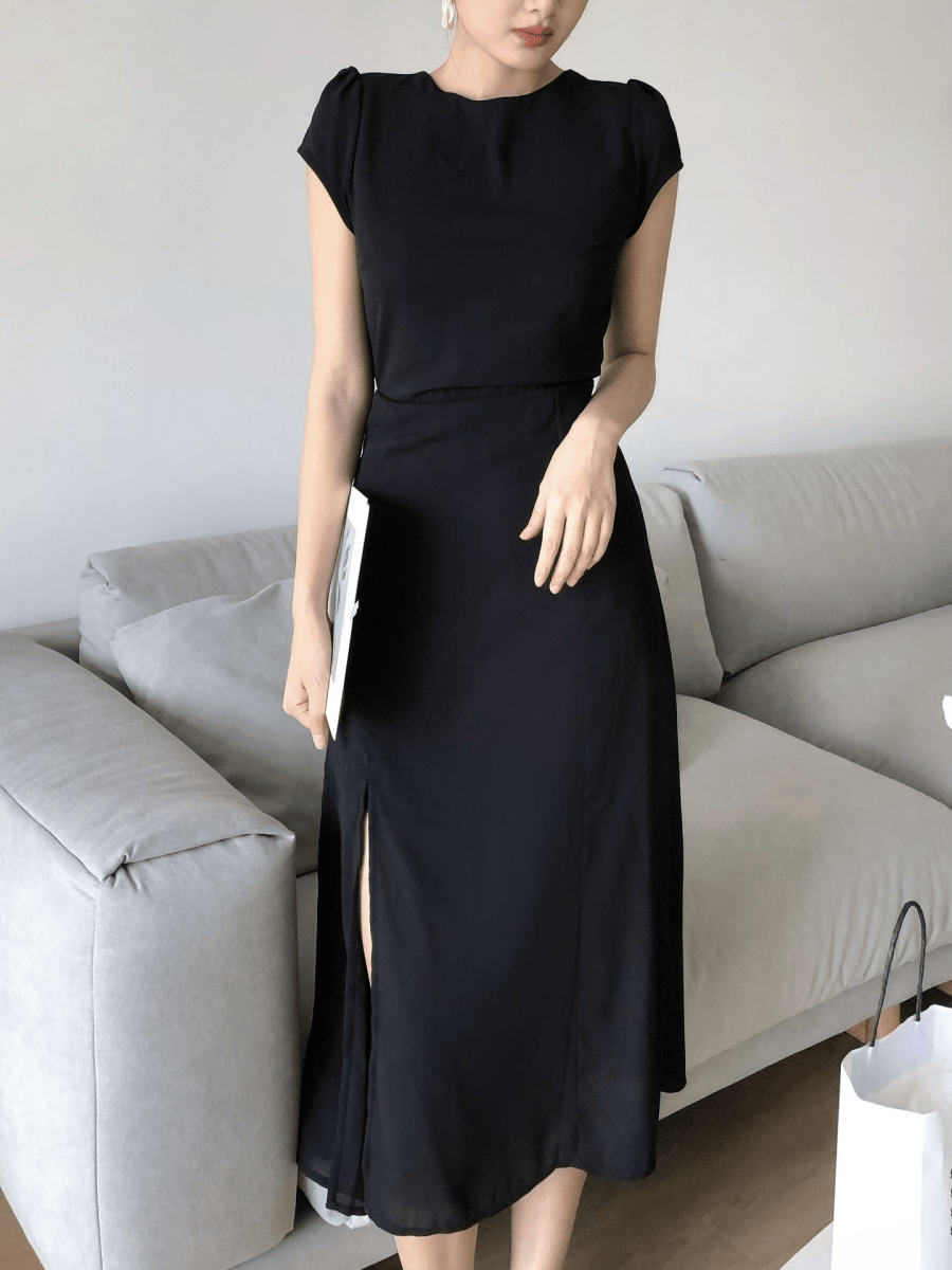 【2025春夏新作】バックオープンバックスリットワンピース - select store mirror me【2025春夏新作】バックオープンバックスリットワンピースselect store mirror meselect store mirror meブラックS