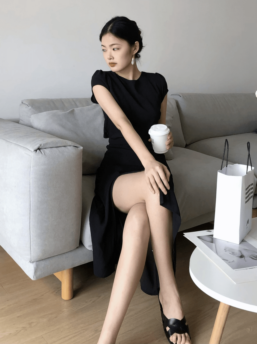 【2025春夏新作】バックオープンバックスリットワンピース - select store mirror me【2025春夏新作】バックオープンバックスリットワンピースselect store mirror meselect store mirror meブラックS