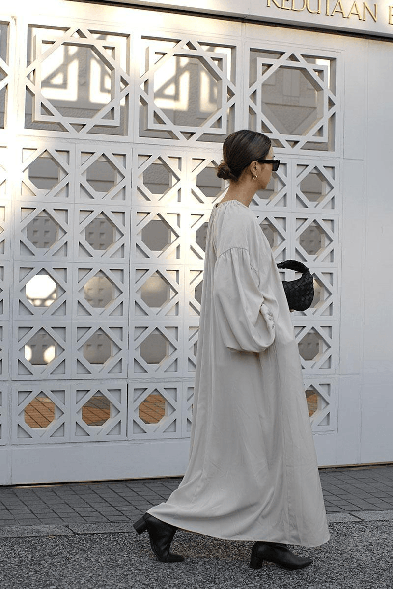 【2025春夏新作】2WAYギャザーリラックスワンピース【2色展開】 - select store mirror me【2025春夏新作】2WAYギャザーリラックスワンピース【2色展開】select store mirror meselect store mirror meオフホワイトS