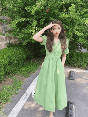 【2025春夏新作】ナチュラルフェミニンVネックワンピース - select store mirror me【2025春夏新作】ナチュラルフェミニンVネックワンピースselect store mirror meselect store mirror meS