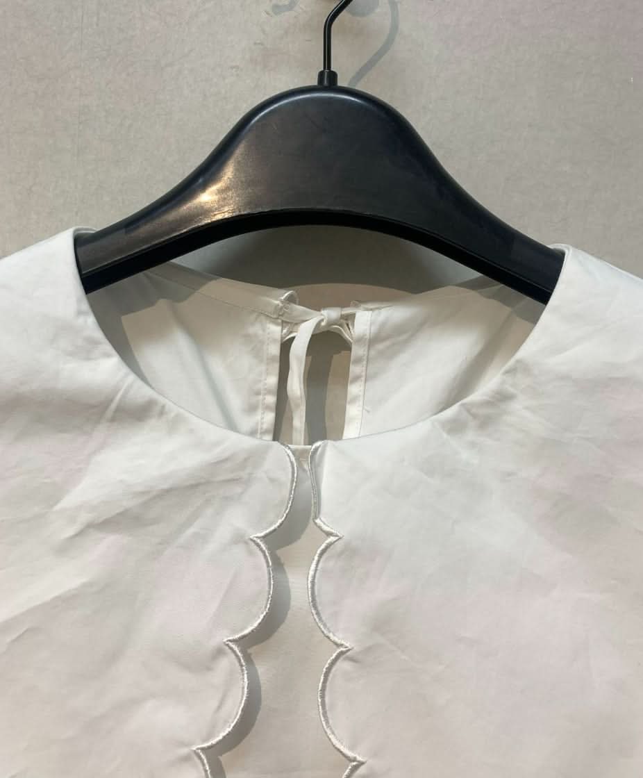 【動画あり】スカラップ襟フリルホワイトトップス - select store mirror me【動画あり】スカラップ襟フリルホワイトトップス203503375mirror meselect store mirror me203503375S