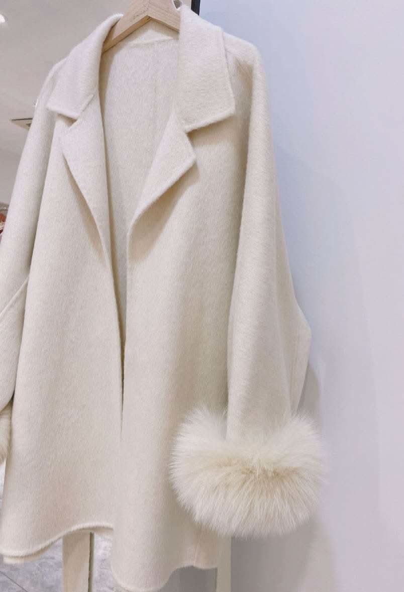 <インスタグラマー様ご愛用> 高品質ウールホワイトショートファーコート - select store mirror me<インスタグラマー様ご愛用> 高品質ウールホワイトショートファーコート219767640mirror meselect store mirror me219767640XS