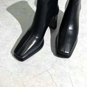 【動画あり】美ラインヒールシンプルショートブーツ 2色&2種展開 mirror me