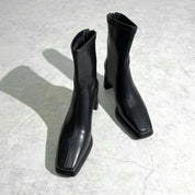 【動画あり】美ラインヒールシンプルショートブーツ 2色&2種展開 mirror me