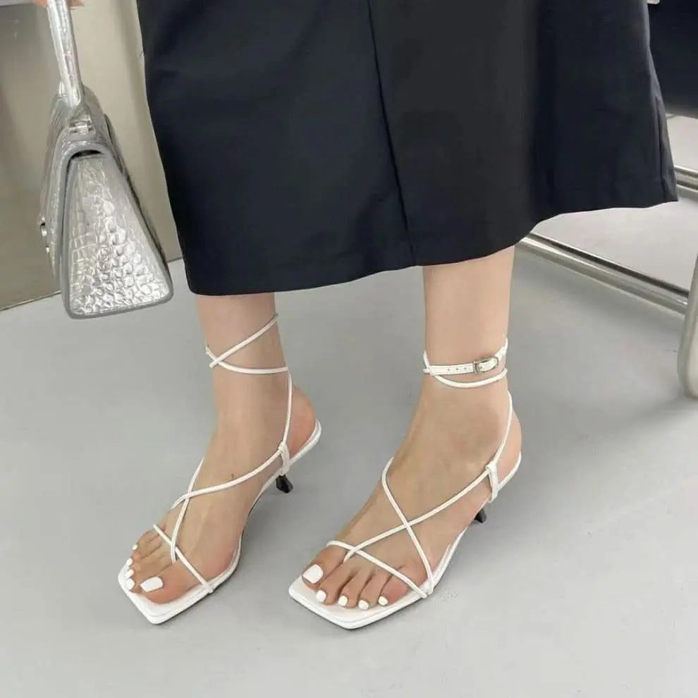 スクエアトゥハイヒールサンダル mirror me