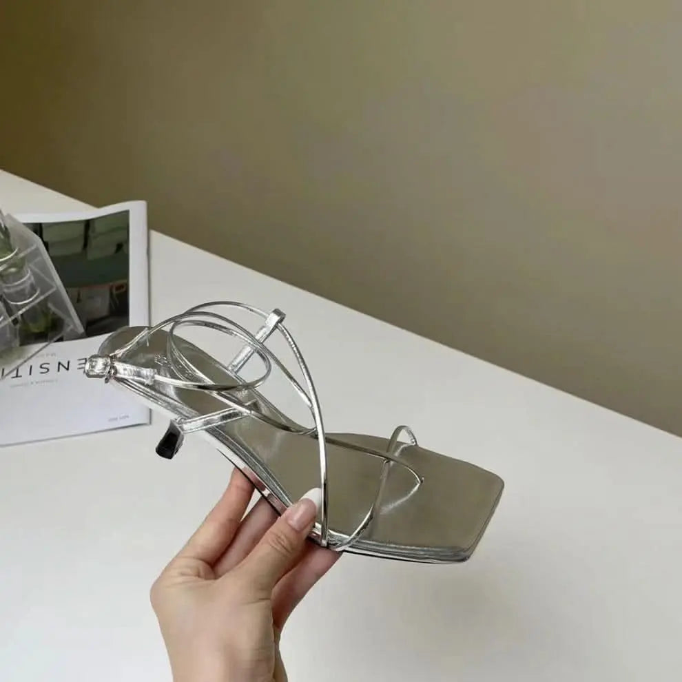 スクエアトゥハイヒールサンダル mirror me