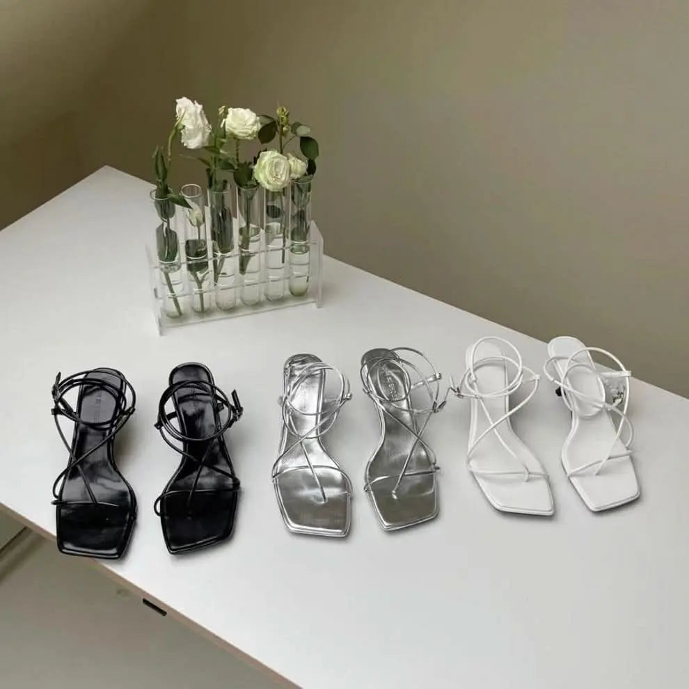 スクエアトゥハイヒールサンダル mirror me