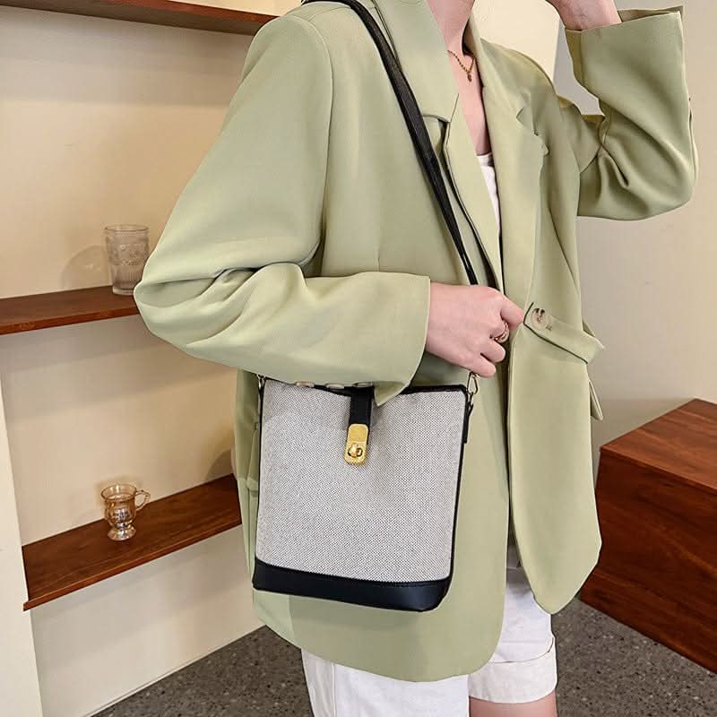 【2wayキャンバスショルダーバッグ】 - select store mirror me【2wayキャンバスショルダーバッグ】select store mirror meselect store mirror me0337c2cbc22c34198e6a43b40bb07db8ブラック