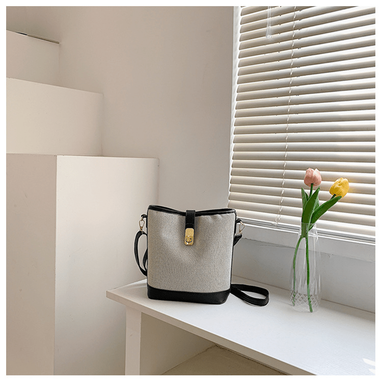 【2wayキャンバスショルダーバッグ】 - select store mirror me【2wayキャンバスショルダーバッグ】select store mirror meselect store mirror me0337c2cbc22c34198e6a43b40bb07db8ブラック