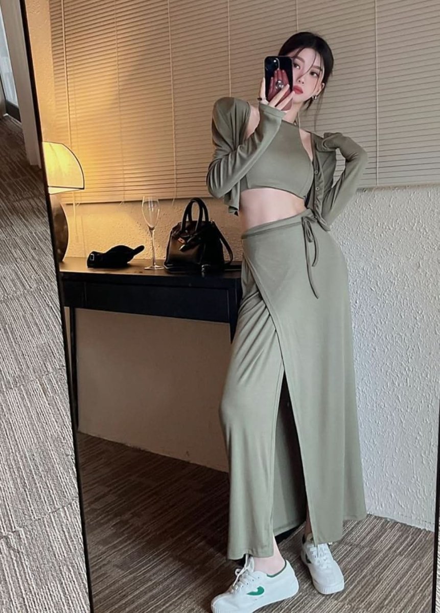 ホルターネックスリットスカート3点セット 2色展開 - select store mirror meホルターネックスリットスカート3点セット 2色展開190129793mirror meselect store mirror me190129793カーキS