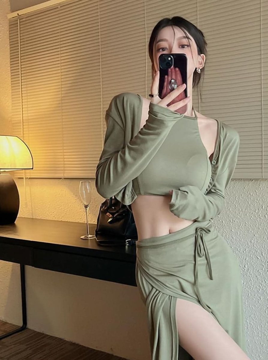 ホルターネックスリットスカート3点セット 2色展開 - select store mirror meホルターネックスリットスカート3点セット 2色展開190129793mirror meselect store mirror me190129793カーキS