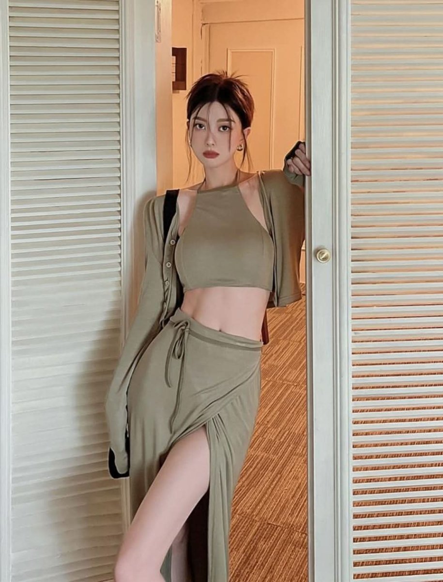 ホルターネックスリットスカート3点セット 2色展開 - select store mirror meホルターネックスリットスカート3点セット 2色展開190129793mirror meselect store mirror me190129793カーキS