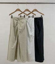 【動画あり】フロントねじれデザインフレアスカート 3色展開 - select store mirror me【動画あり】フロントねじれデザインフレアスカート 3色展開200962196mirror meselect store mirror me200962196ホワイトS