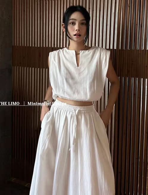 【動画あり】ノースリーブクロップド丈トップス&スカートセットアップ 3色展開 - select store mirror me【動画あり】ノースリーブクロップド丈トップス&スカートセットアップ 3色展開201651716mirror meselect store mirror me201651716ホワイト