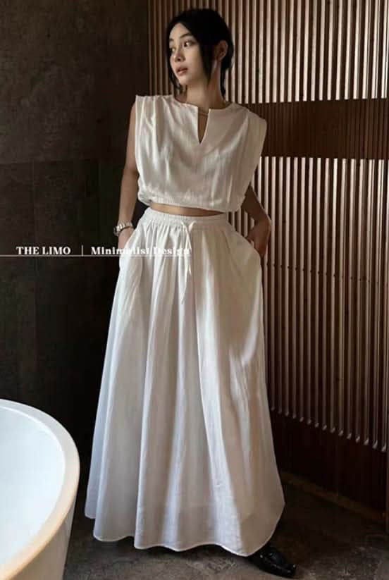 【動画あり】ノースリーブクロップド丈トップス&スカートセットアップ 3色展開 - select store mirror me【動画あり】ノースリーブクロップド丈トップス&スカートセットアップ 3色展開201651716mirror meselect store mirror me201651716ホワイト