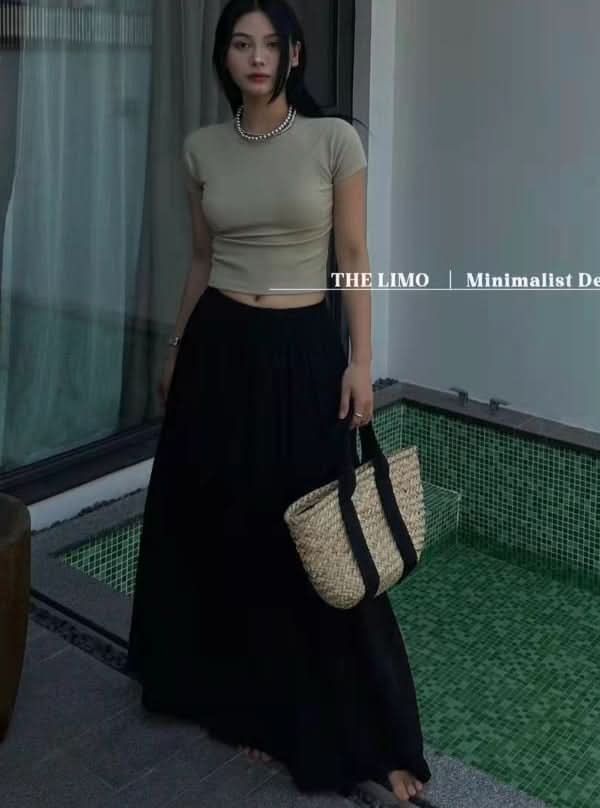 【動画あり】ノースリーブクロップド丈トップス&スカートセットアップ 3色展開 - select store mirror me【動画あり】ノースリーブクロップド丈トップス&スカートセットアップ 3色展開201651716mirror meselect store mirror me201651716ホワイト