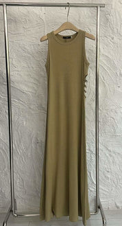 【動画あり】サイド金具スリーカットオープンワンピース 3色展開 - select store mirror me【動画あり】サイド金具スリーカットオープンワンピース 3色展開201802244mirror meselect store mirror me201802244ベージュS