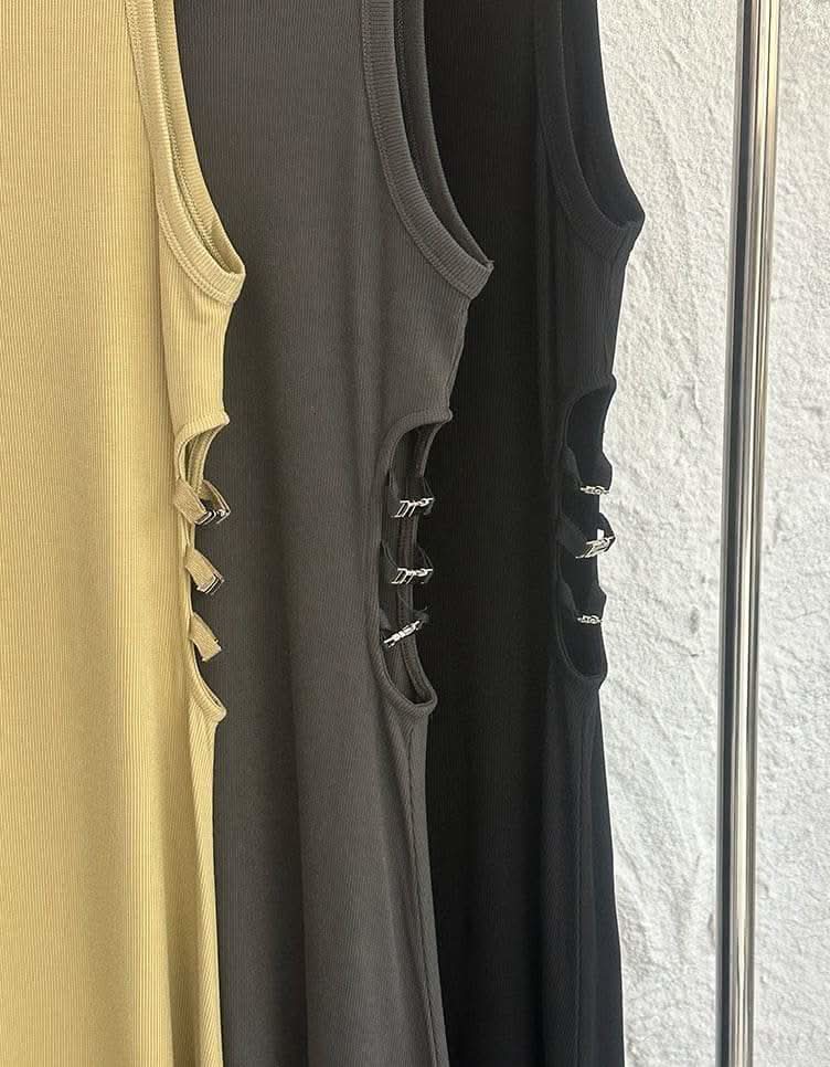 【動画あり】サイド金具スリーカットオープンワンピース 3色展開 - select store mirror me【動画あり】サイド金具スリーカットオープンワンピース 3色展開201802244mirror meselect store mirror me201802244ベージュS