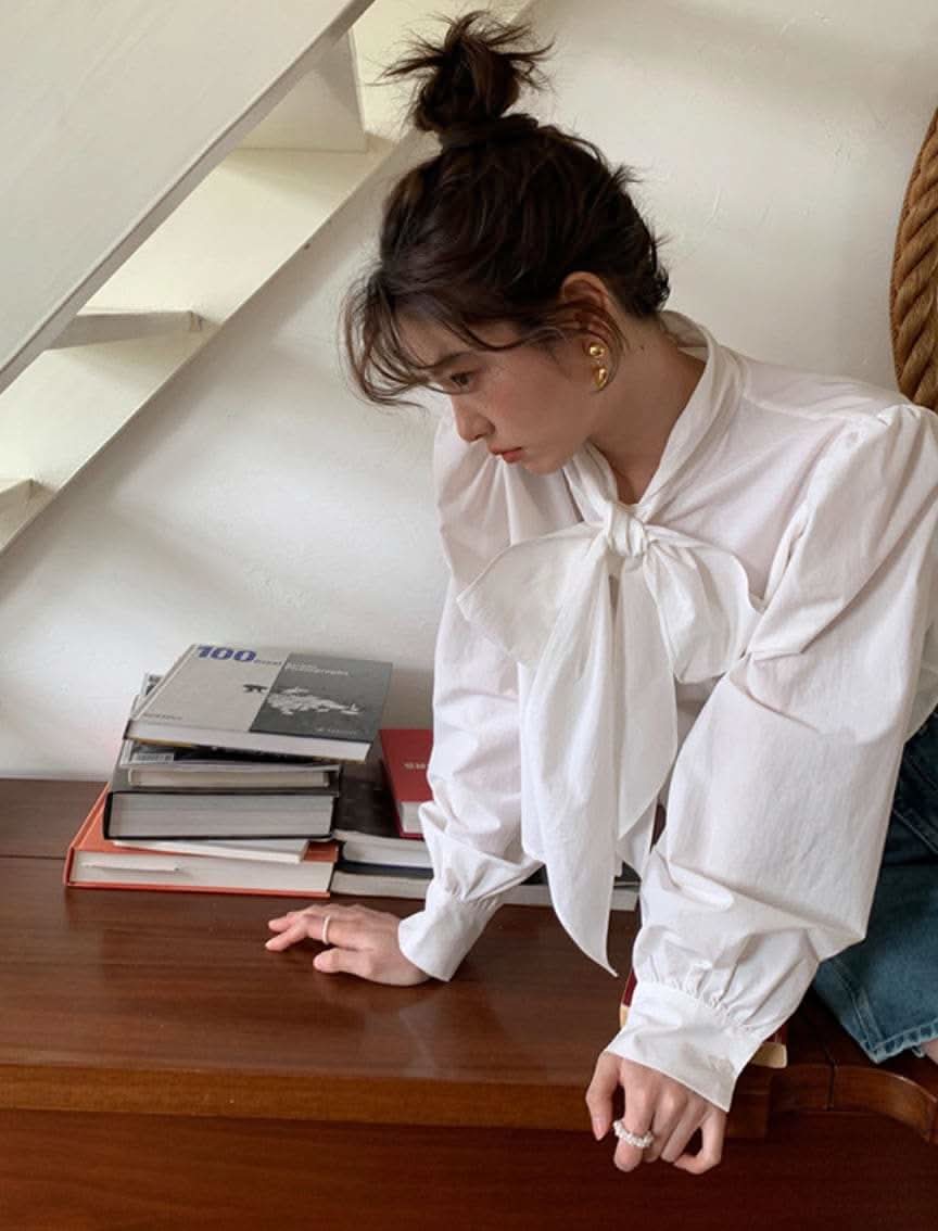 【動画あり】ビッグリボンクロップド丈ブラウス 3色展開 - select store mirror me【動画あり】ビッグリボンクロップド丈ブラウス 3色展開201818798mirror meselect store mirror me201818798ホワイトS