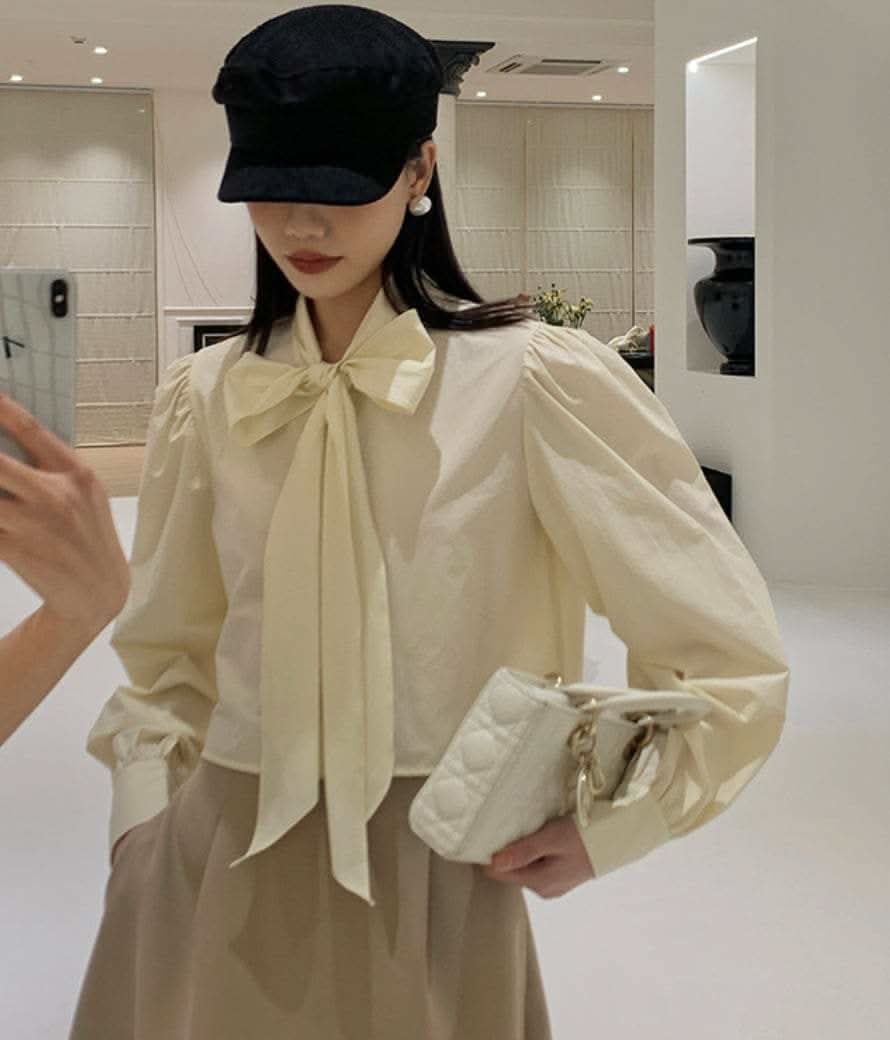 【動画あり】ビッグリボンクロップド丈ブラウス 3色展開 - select store mirror me【動画あり】ビッグリボンクロップド丈ブラウス 3色展開201818798mirror meselect store mirror me201818798ホワイトS